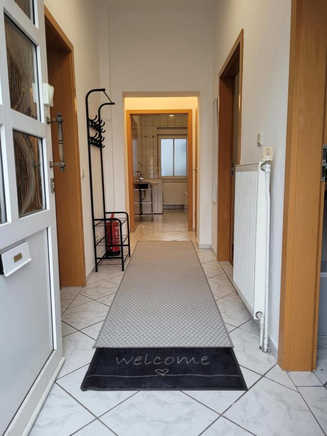 Wohnung In Oberhausen: Zentral & Ruhig, Eigener Eingang Обергаузен Екстер'єр фото