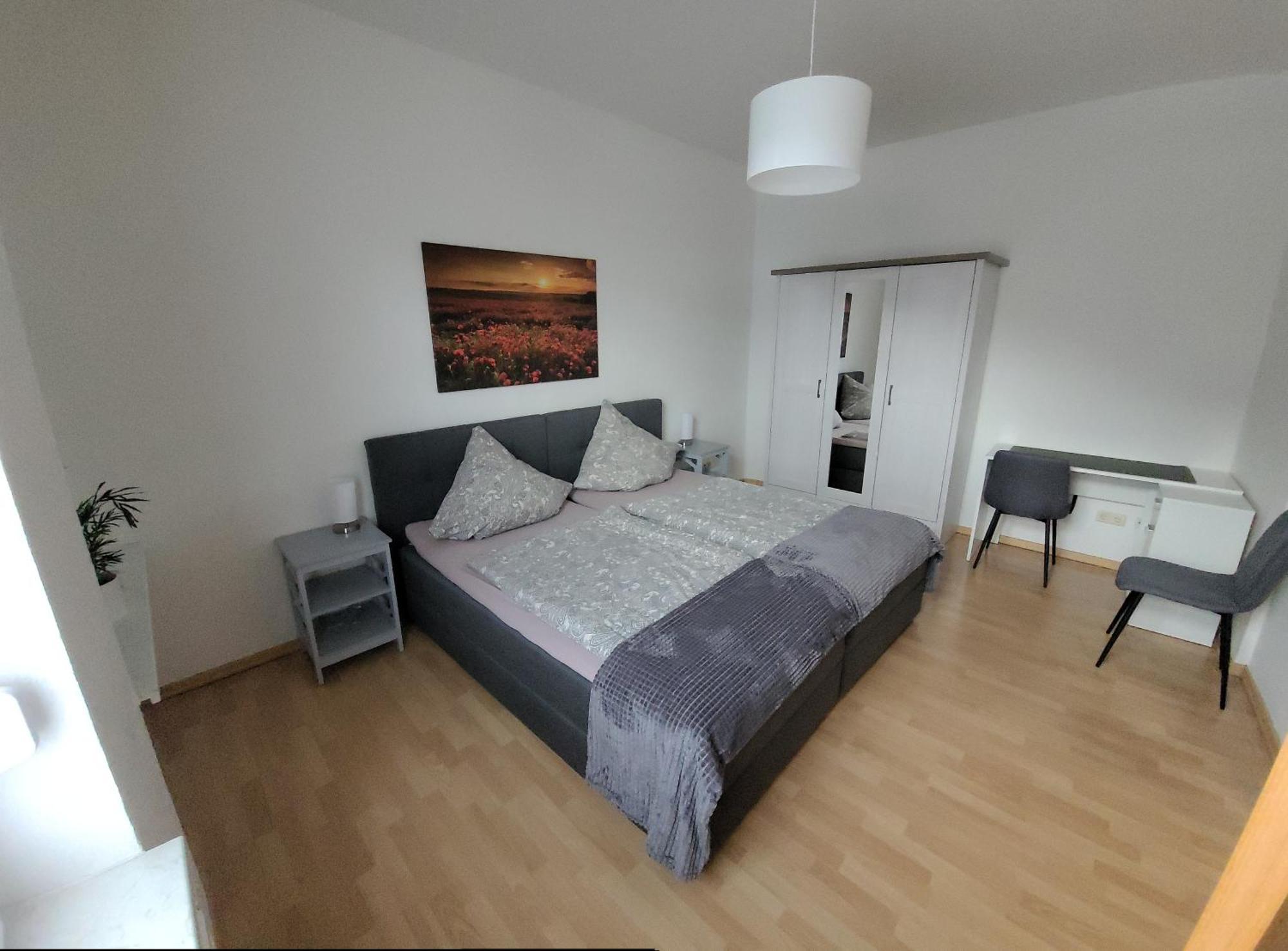 Wohnung In Oberhausen: Zentral & Ruhig, Eigener Eingang Обергаузен Екстер'єр фото