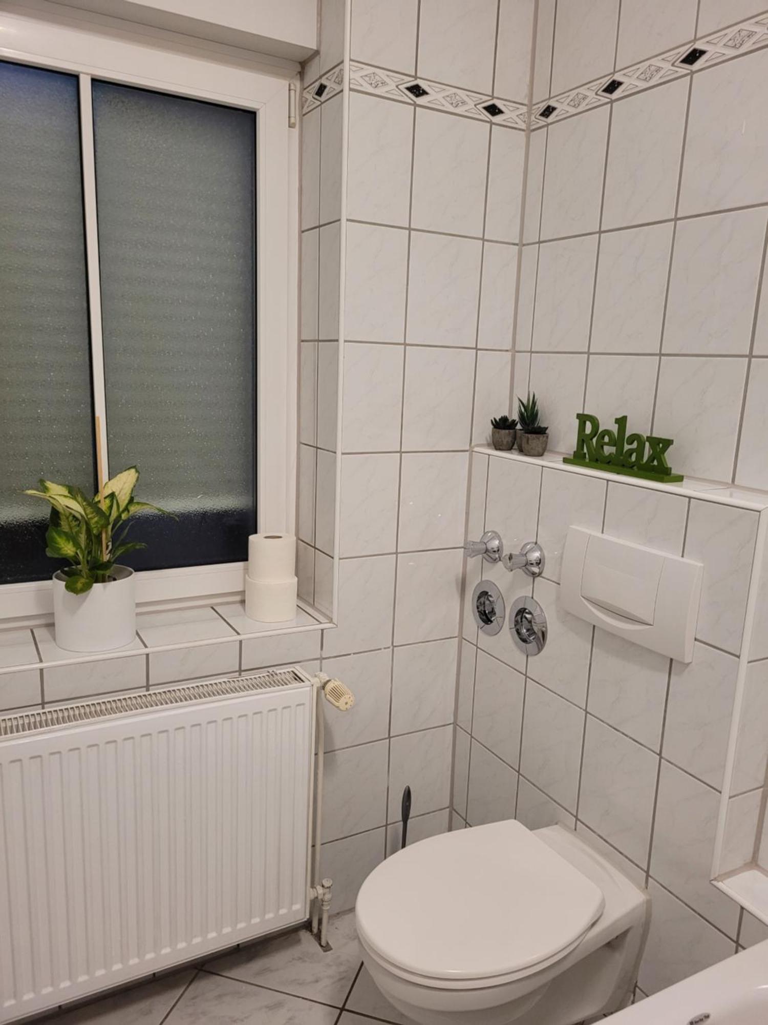 Wohnung In Oberhausen: Zentral & Ruhig, Eigener Eingang Обергаузен Екстер'єр фото